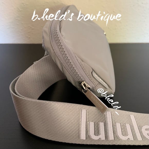 lululemon Everywhere Belt Bag in Silver Drop/White Wordmark (1L) Brand New NWT - Picture 7 of 16